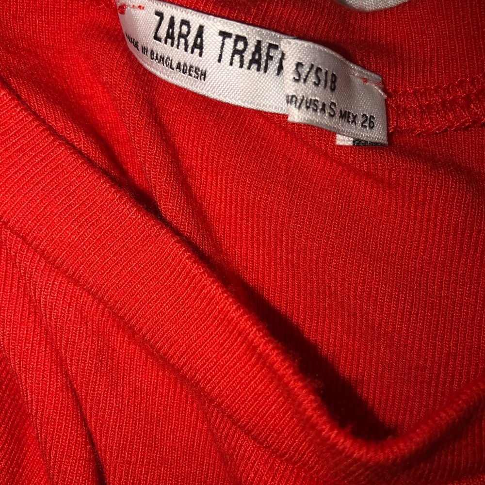 ZARA CROP TOP